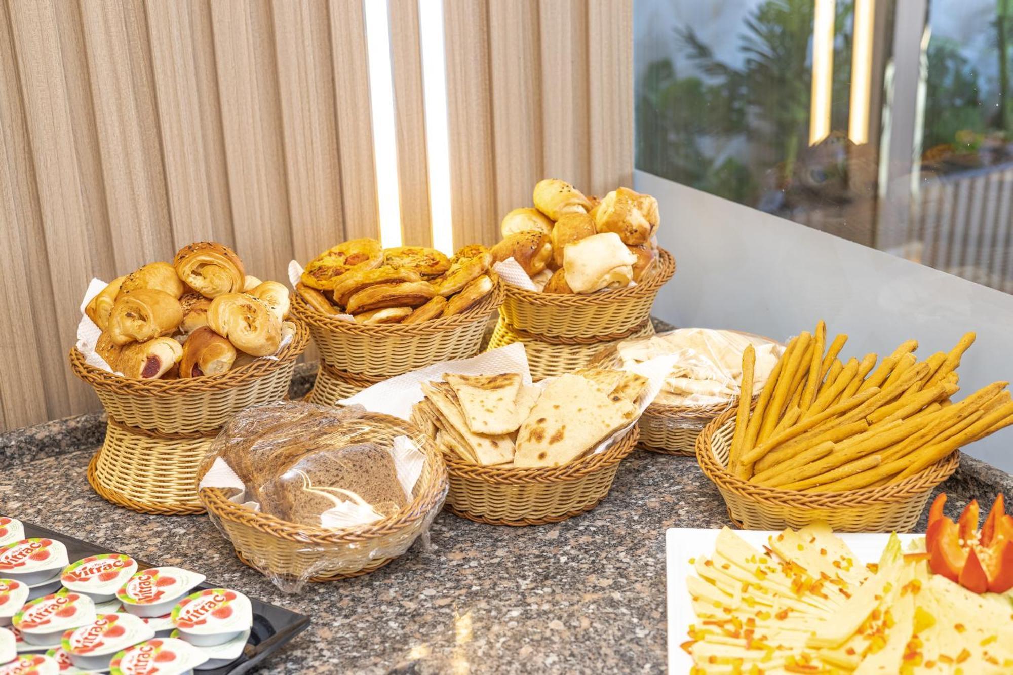 New Comfort Giza Hotel 3*
